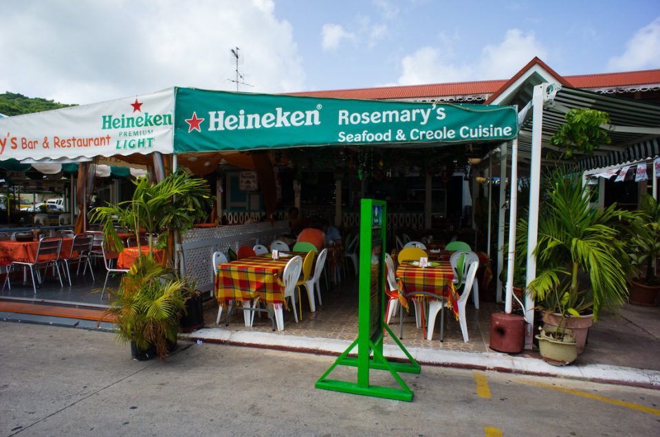 Eet als een local: ervaar Lolos in St. Maarten