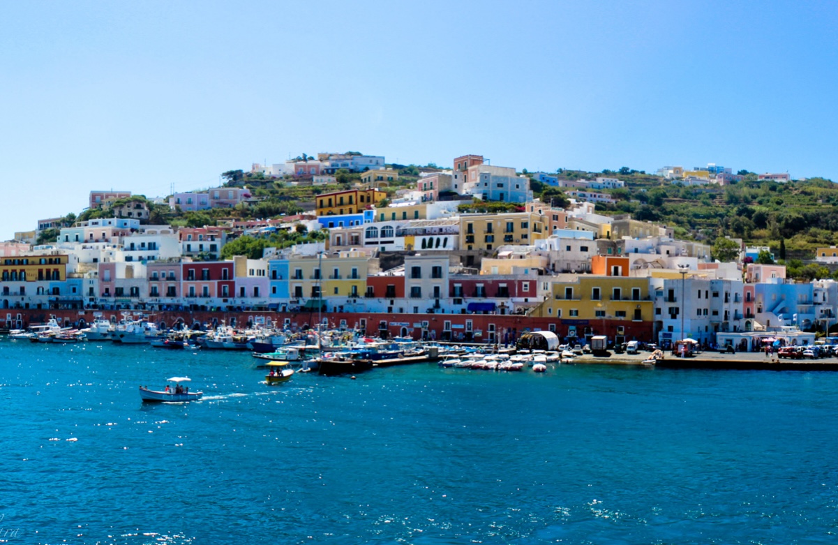 Ponza, de perfecte bestemming voor een ontspannen vakantie