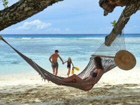 KINDVRIENDELIJKE SEYCHELLEN: DE MOOISTE STRANDEN VOOR EEN FAMILIEVAKANTIE