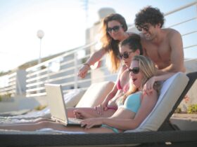 Laat je niet hacken tijdens je vakantie!10 cybersecurity tips voor reizigers