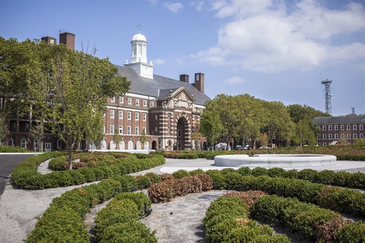 Governors Island - Van militaire basis tot picknick paradijs