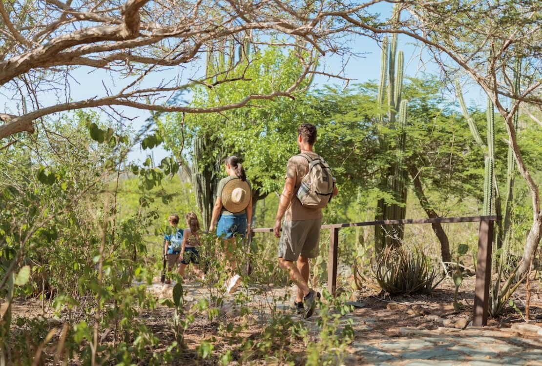 Wandelen in Nationaal Park Arikok op Aruba